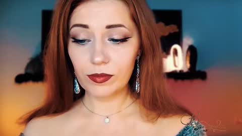 Snapshot of missbeverlymills chatting on 29, 11, 2025 The divine Beverly online show from 29, 11, 2025