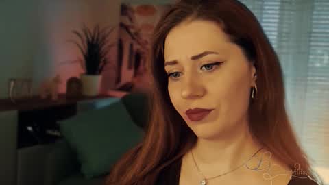 Snapshot of missbeverlymills chatting on 10, 1, 2026 The divine Beverly online show from 10, 1, 2026