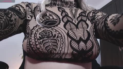 MissBlair online show from 4, 2, 2025