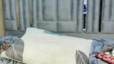 Miss Evelyn  online show from 22, 9, 2025