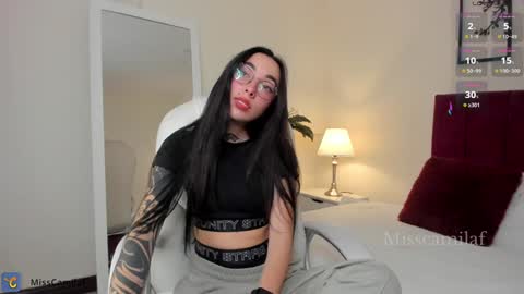Snapshot of misscamilaf chatting on 29, 1, 2025 Camila Flores online show from 29, 1, 2025