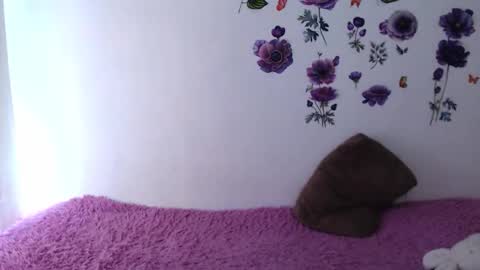 misscelestial online show from 4, 4, 2026