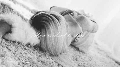 Snapshot of misschloe__ chatting on 13, 9, 2025 Chloe freelance model Please your thumbs up are important  online show from 13, 9, 2025