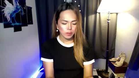 Snapshot of missdaffodilx_ chatting on 4, 6, 2026 Daffodil Anderson online show from 4, 6, 2026