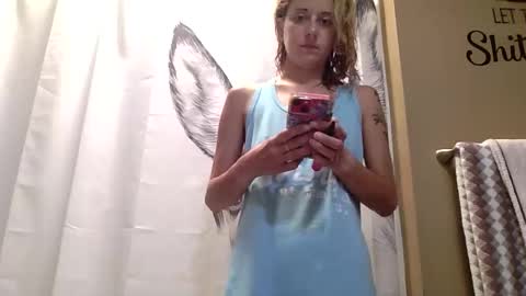 MissEeva online show from 10, 6, 2026