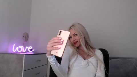 EMMA online show from 18, 12, 2025