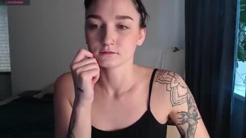 Snapshot of missfiti chatting on 13, 11, 2025 missfiti online show from 13, 11, 2025