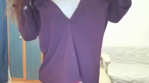 Snapshot of missgreen21 chatting on 31, 10, 2025 missgreen21 online show from 31, 10, 2025