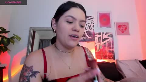 Annie online show from 9, 2, 2025