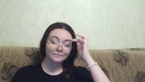 Snapshot of missis_mona chatting on 20, 4, 2026 missis mona online show from 20, 4, 2026