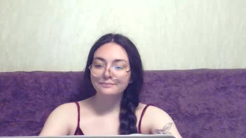 Snapshot of missis_mona chatting on 4, 6, 2026 missis mona online show from 4, 6, 2026