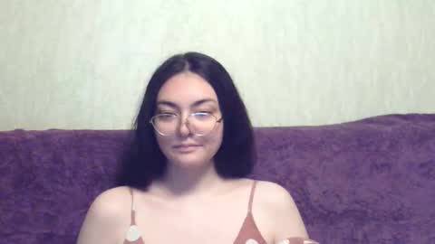 Snapshot of missis_mona chatting on 10, 6, 2026 missis mona online show from 10, 6, 2026