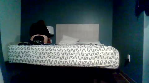 Missjuicy1luv online show from 24, 3, 2026