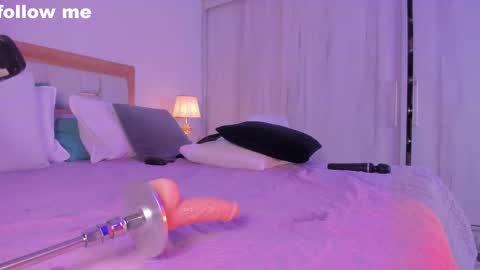 Snapshot of missjuliaa_ chatting on 14, 2, 2025 A N N Y online show from 14, 2, 2025