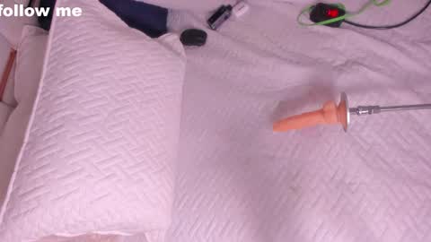 Snapshot of missjuliaa_ chatting on 27, 2, 2025 A N N Y online show from 27, 2, 2025