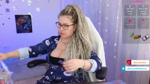 you can call me Mommymy GoddessMiss Kassandra online show from 19, 1, 2025