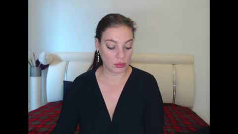 Khloe online show from 1, 12, 2025