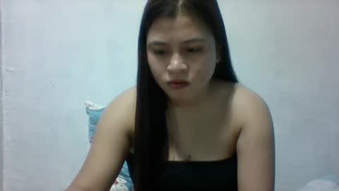 Snapshot of misskitty2xxx chatting on 10, 3, 2025 Merry online show from 10, 3, 2025