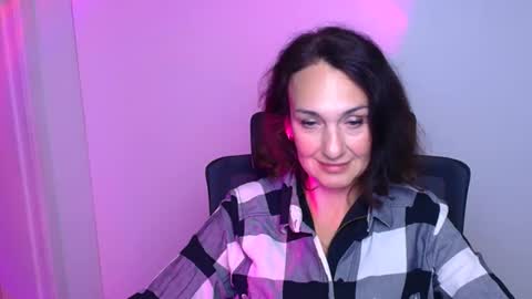 Snapshot of misskristyyy chatting on 25, 9, 2025 Christina online show from 25, 9, 2025