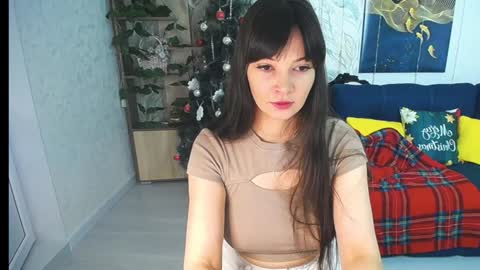 MissLaura online show from 11, 1, 2025