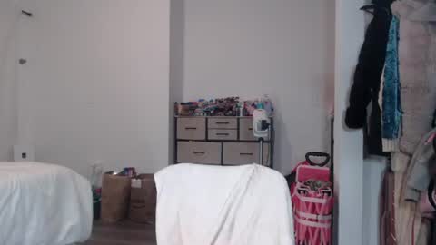 Snapshot of misslov3 chatting on 28, 3, 2026 kourtn3ylov3 twitter online show from 28, 3, 2026