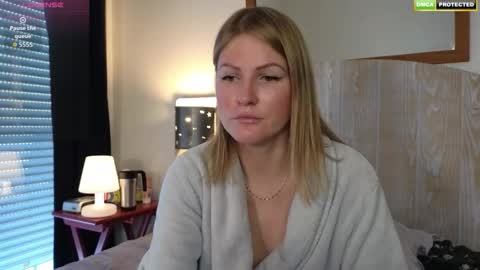 Misslucci online show from 12, 10, 2025