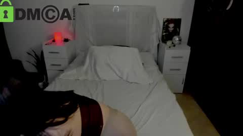 Snapshot of misslucye_robbie chatting on 1, 3, 2025 Lucye Robbie online show from 1, 3, 2025