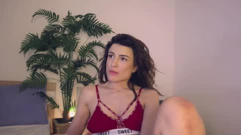 Lullu online show from 28, 2, 2025