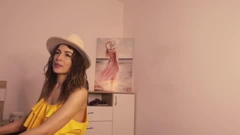 Lullu online show from 6, 3, 2025