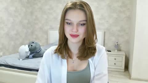 Snapshot of missmariat chatting on 11, 2, 2025 OneGoddess online show from 11, 2, 2025