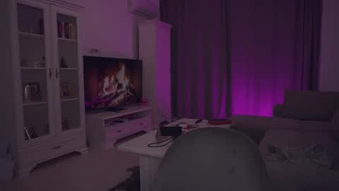 LUXXANDRA online show from 3, 12, 2025