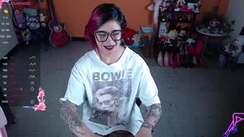 Snapshot of missmia2 chatting on 13, 12, 2024 Miss Mia online show from 13, 12, 2024