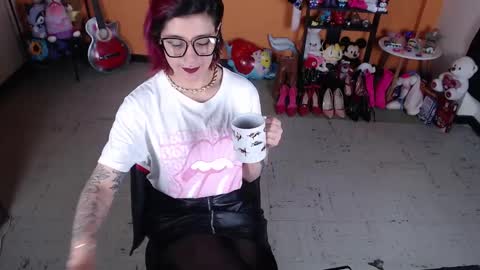 Snapshot of missmia2 chatting on 7, 1, 2025 Miss Mia online show from 7, 1, 2025