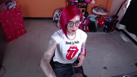Snapshot of missmia2 chatting on 4, 3, 2025 Miss Mia online show from 4, 3, 2025