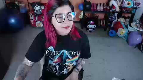 Miss Mia online show from 15, 9, 2025