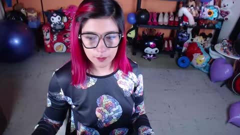 Miss Mia online show from 16, 9, 2025