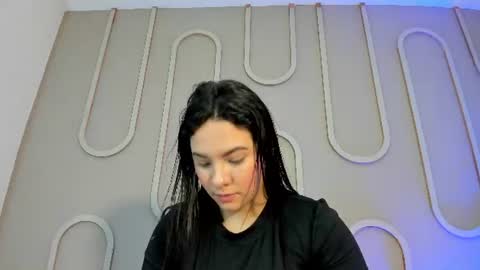Snapshot of missmiaa_ chatting on 19, 6, 2026 Mia online show from 19, 6, 2026
