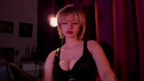   online show from 9, 12, 2024