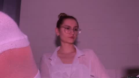 missmiroslava online show from 7, 5, 2026