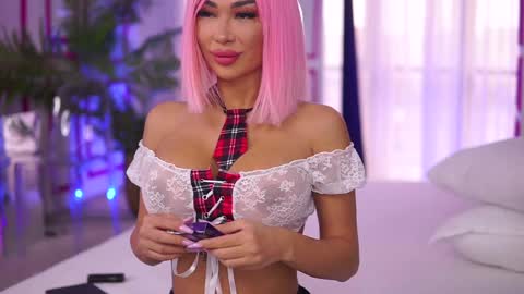 Snapshot of missmo0n chatting on 8, 12, 2024 Missmo0n online show from 8, 12, 2024