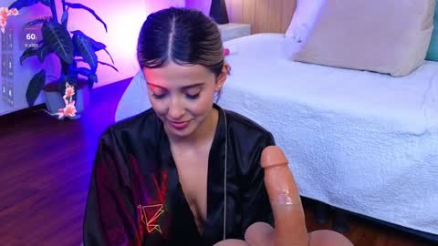 Snapshot of missmonaco chatting on 27, 12, 2024 Emma Rivera online show from 27, 12, 2024