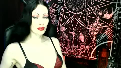 Snapshot of missmoondoll chatting on 1, 10, 2025 MissMoonDoll online show from 1, 10, 2025