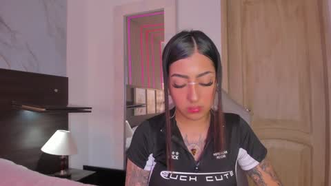 Snapshot of missnickeloo chatting on 11, 1, 2025 insta miss nickeloo online show from 11, 1, 2025