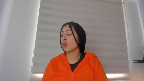 Snapshot of missnickeloo chatting on 27, 1, 2025 insta miss nickeloo online show from 27, 1, 2025