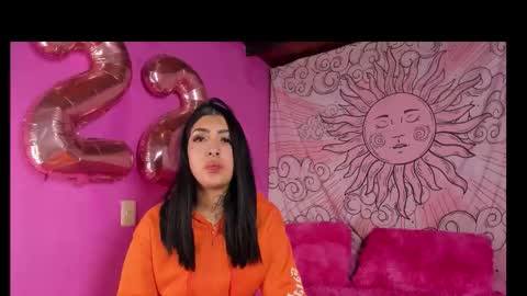 Snapshot of missnickeloo chatting on 15, 9, 2025 insta miss nickeloo online show from 15, 9, 2025