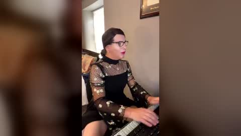 Snapshot of missnicolenicolenicole chatting on 20, 7, 2026 Nicole Smith online show from 20, 7, 2026