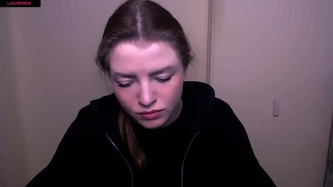 Olivia online show from 22, 2, 2025
