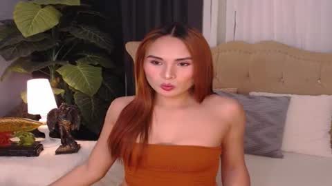 missoliviaontop online show from 15, 4, 2026