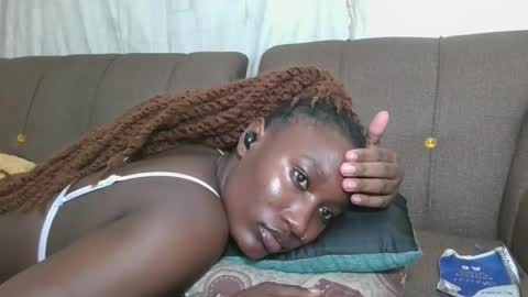 Snapshot of missprettygal chatting on 10, 9, 2025 pretty gal online show from 10, 9, 2025