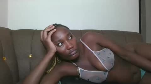 Snapshot of missprettygal chatting on 26, 9, 2025 pretty gal online show from 26, 9, 2025